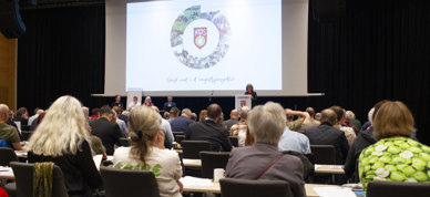 Kjersti Hoff på talerstolen - Landsmøtet 2021 - Foto: Nora May Engeseth/NBS