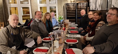 Deler av styret, fra venstre; Gudbrand Bræk, Jo Arne Ødegård, Margit Fausko (fadder) Karl-Sverre Holdal, Svein Kåre Eggebø (fylkessekretær) Tore Berger, Mina Lisa Schou, Mina Lisas ektemann - Foto: Oslo Akershus Bonde og Småbrukarlag