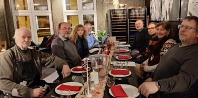 Deler av styret, fra venstre; Gudbrand Bræk, Jo Arne Ødegård, Margit Fausko (fadder) Karl-Sverre Holdal, Svein Kåre Eggebø (fylkessekretær) Tore Berger, Mina Lisa Schou, Mina Lisas ektemann - Foto: Oslo Akershus Bonde og Småbrukarlag