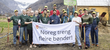 Noreg treng fleire bønder gruppebilde ungdomsseminar - Foto: Nora May Engeseth/NBS