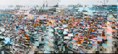 Internasjonal handelspolitikk havn kontainere - Foto: Chuttersnap/Unsplash