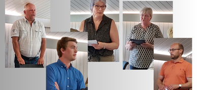 Frank Valø, Troms Bonde- og Småbrukarlag; Simon Løvhaug, Salangen kommune; Hilde Haug, Mattilsynet; Elisabeth Aspaker, Statsforvalter; Nils Einar Samuelsen, rovviltnemnda - Foto: Troms Bonde- og Småbrukarlag