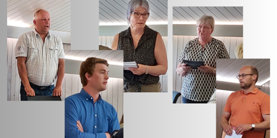 Frank Valø, Troms Bonde- og Småbrukarlag; Simon Løvhaug, Salangen kommune; Hilde Haug, Mattilsynet; Elisabeth Aspaker, Statsforvalter; Nils Einar Samuelsen, rovviltnemnda - Foto: Troms Bonde- og Småbrukarlag